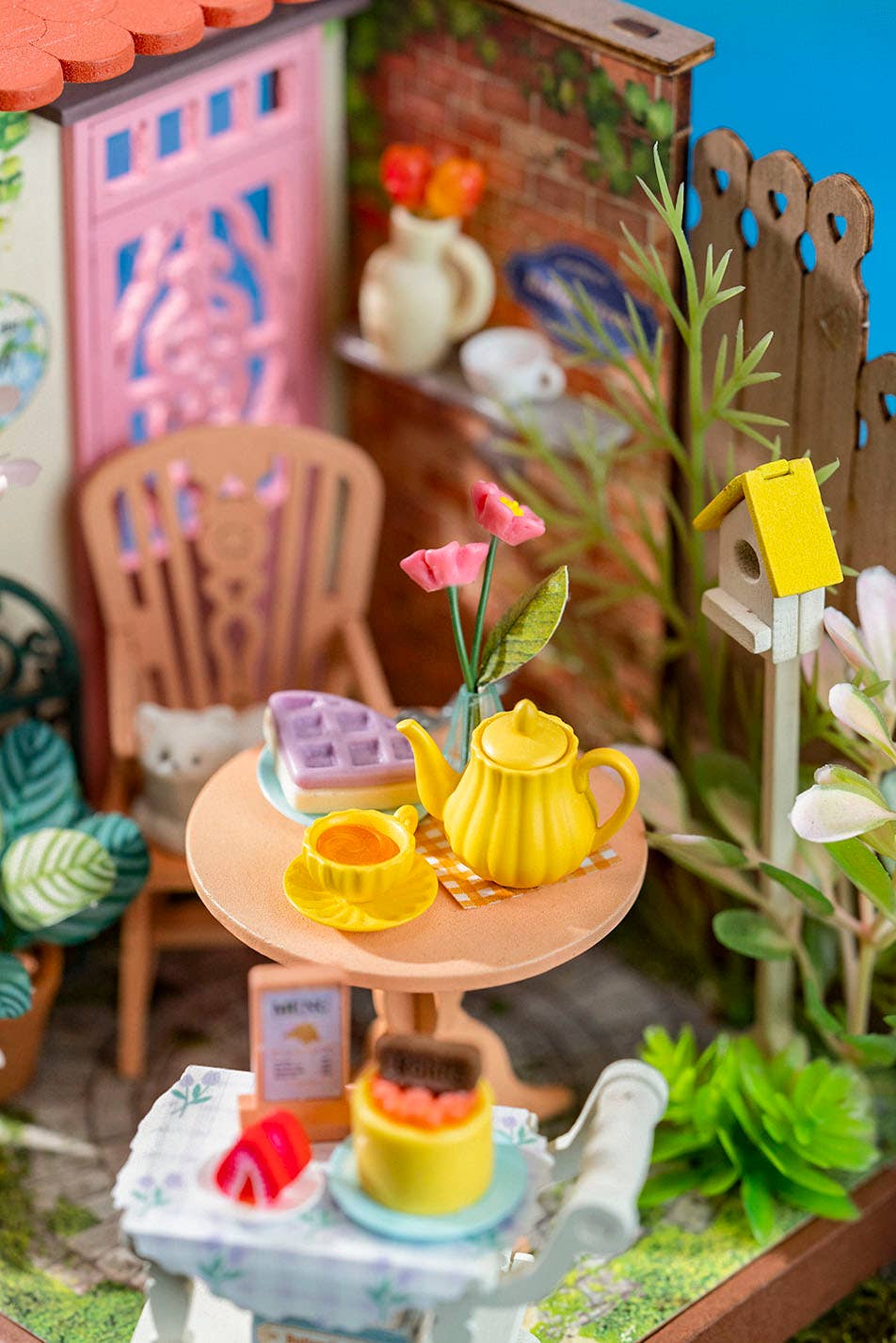 DIY Miniature House Kit: Fancy Tea Yard