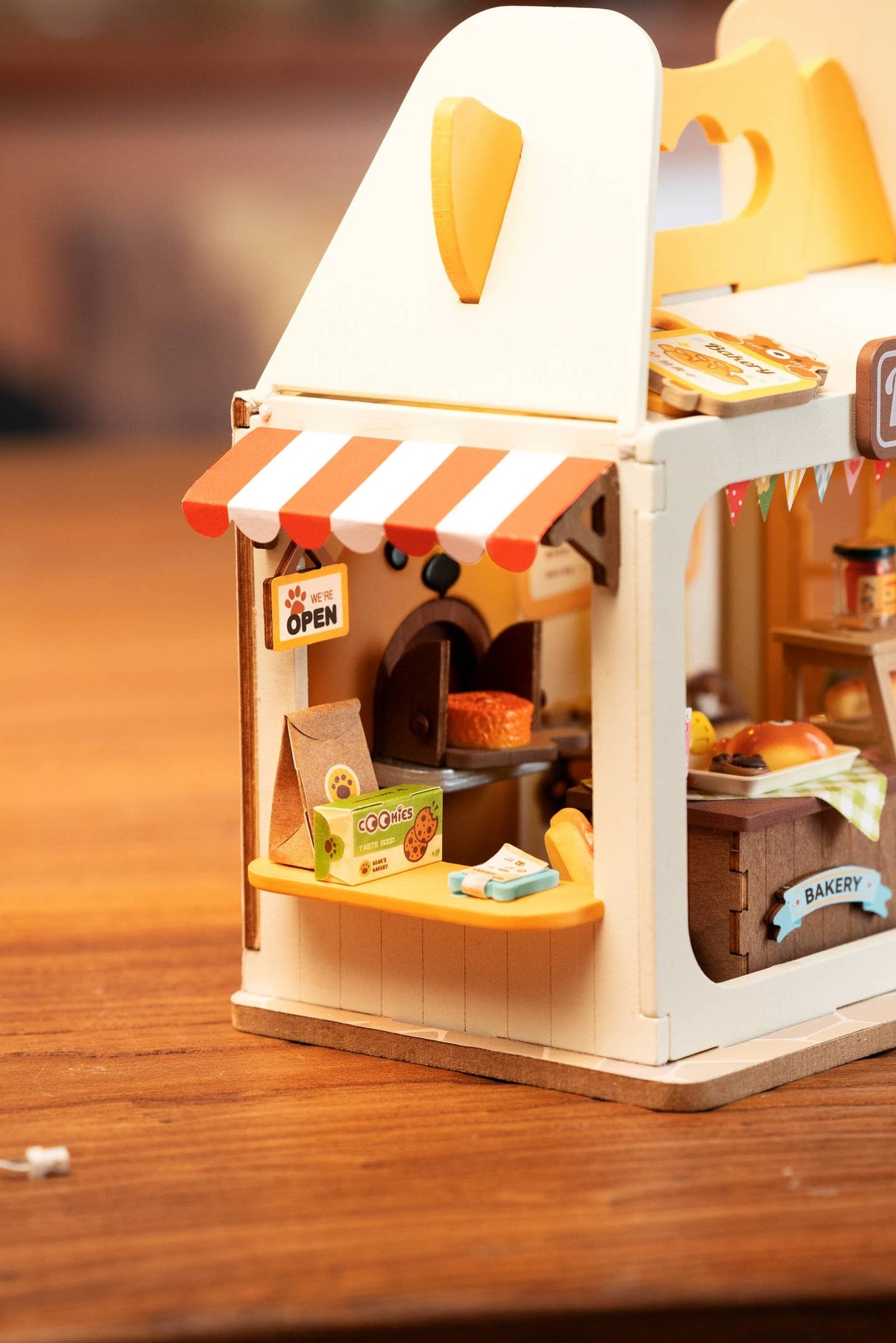 DIY Miniature House Kit: Teddy's Breadbox